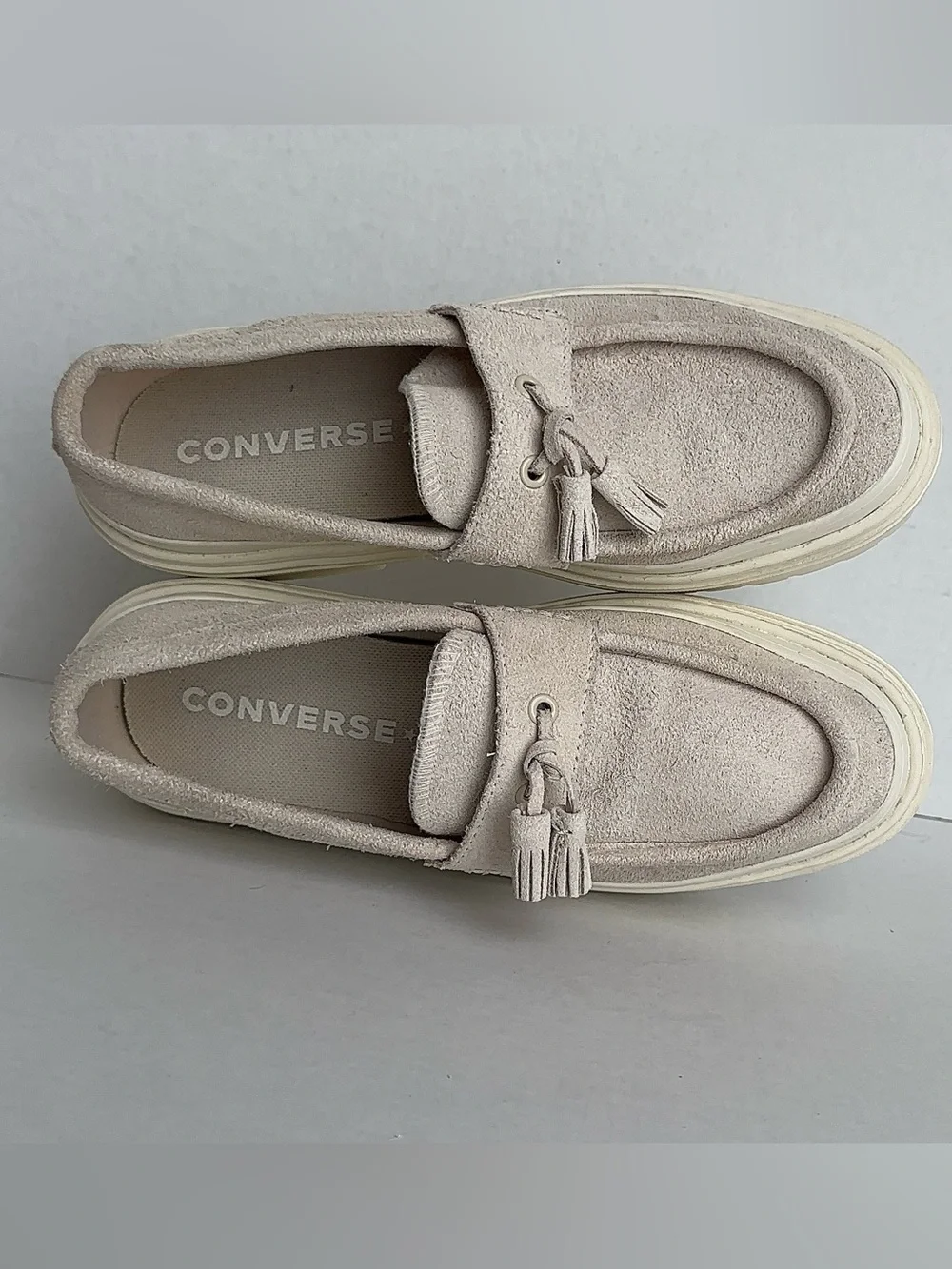 Converse Lugged Heel Dune/Egret Suede Loafers Women’s Size 7.5 Chunky Platform